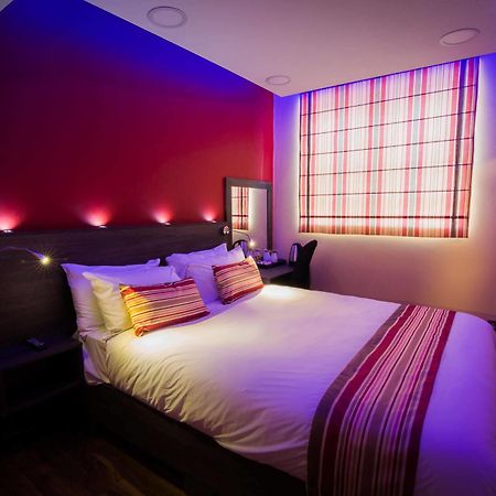 Ville Hotel Manchester Exterior photo