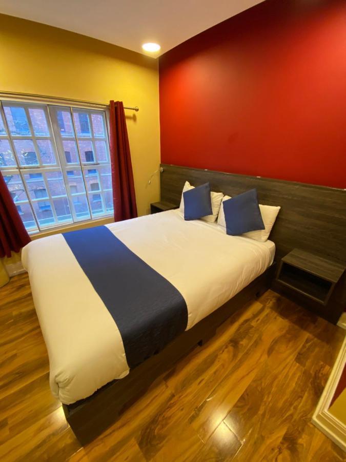 Ville Hotel Manchester Exterior photo