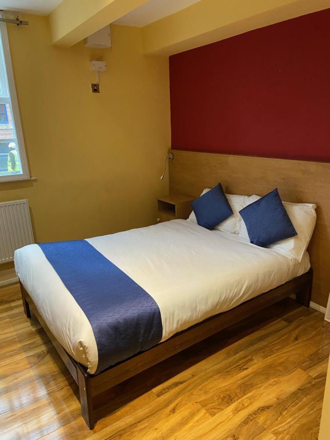 Ville Hotel Manchester Exterior photo